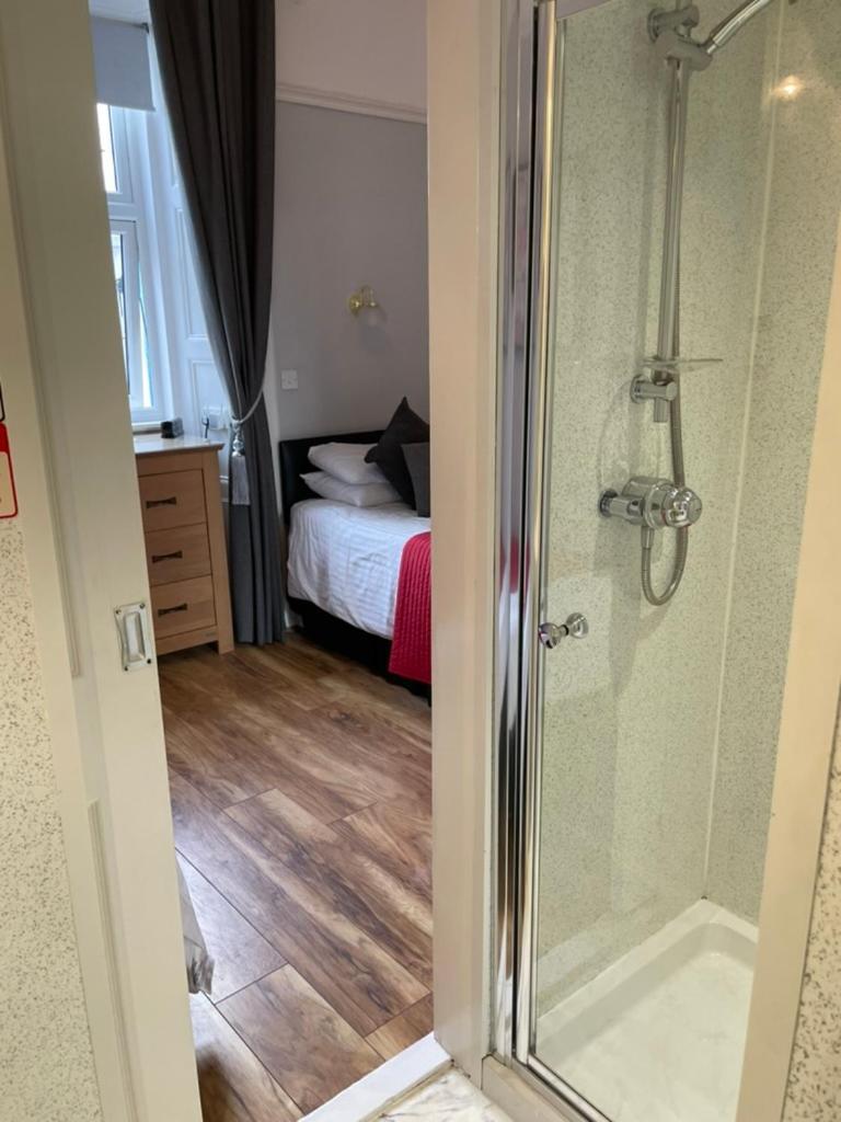Daviot Guest House Ayr Bagian luar foto