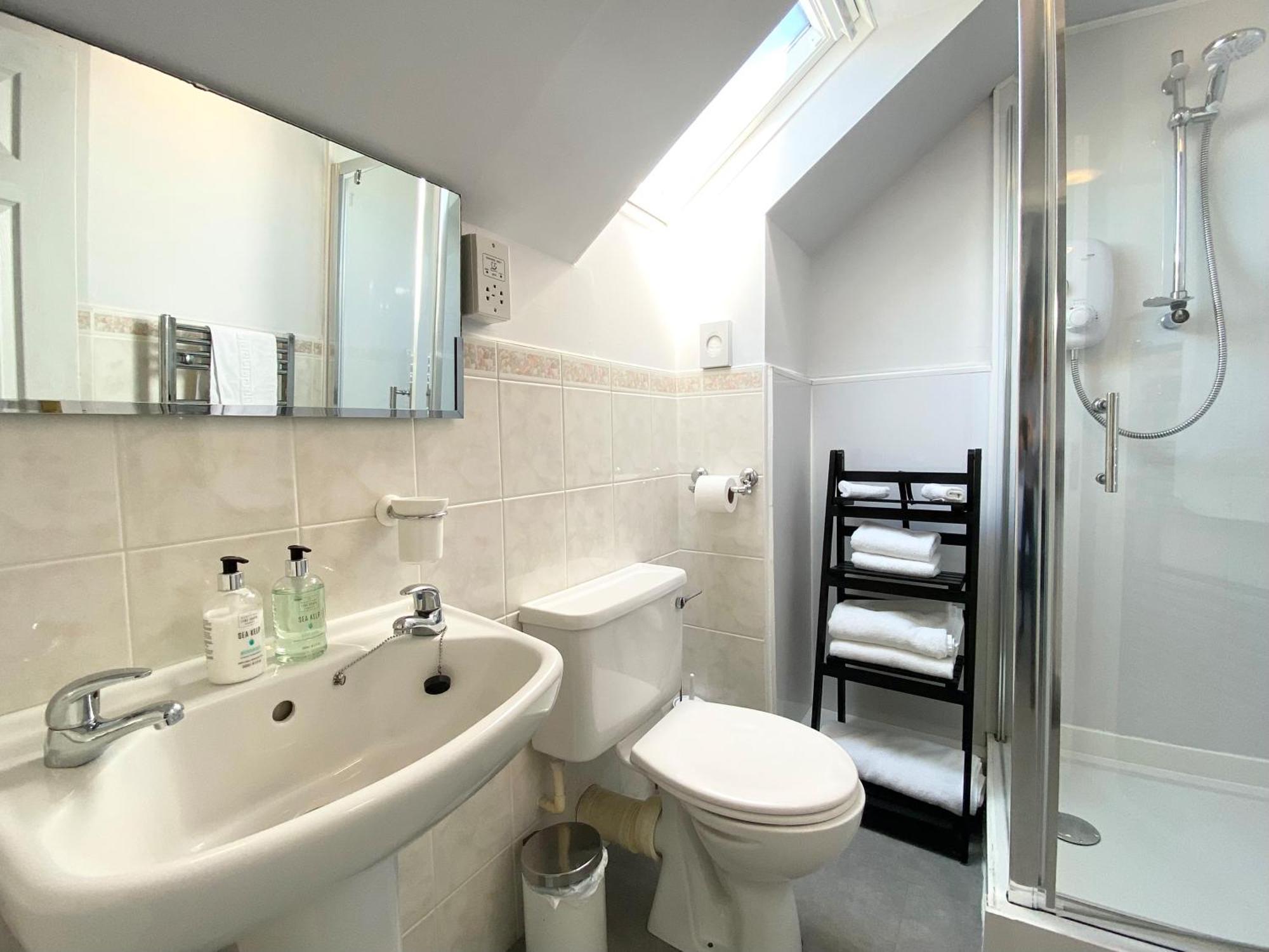 Daviot Guest House Ayr Bagian luar foto