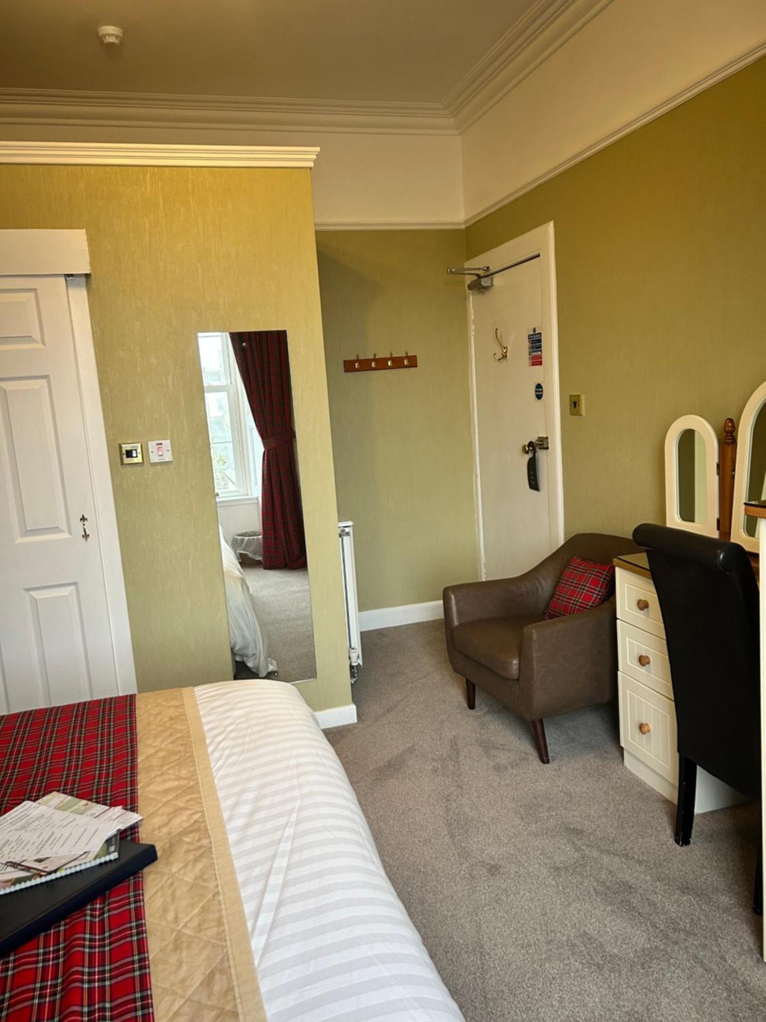 Daviot Guest House Ayr Bagian luar foto